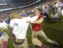 Kevin Faulk punch.jpg