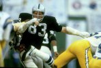 83 Ted Hendricks 4.jpg