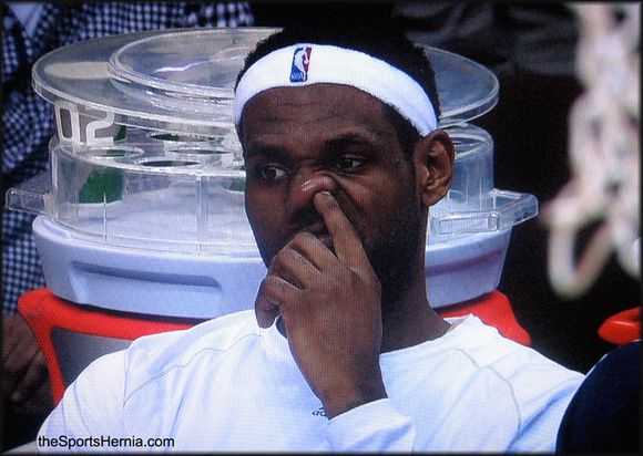 bron-nose-pick.jpg