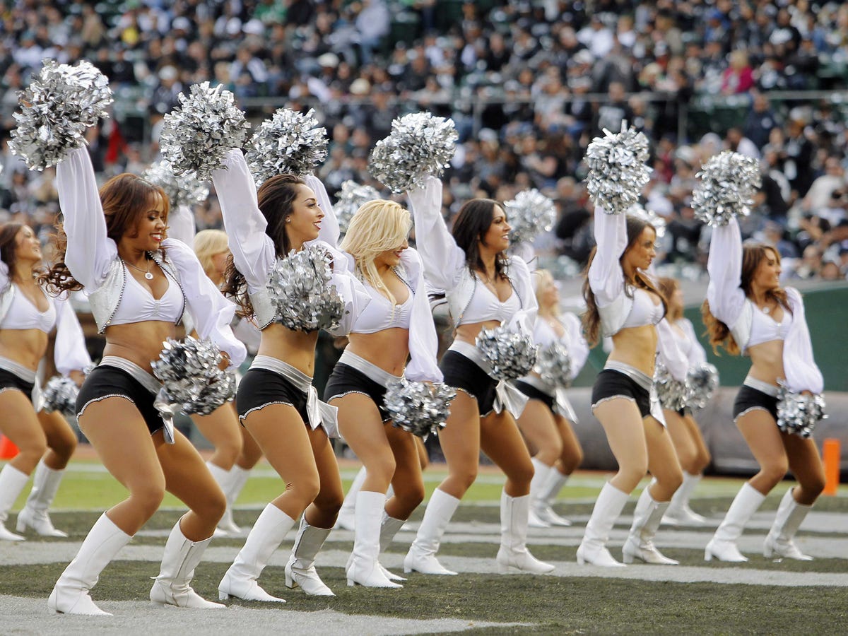 raiderettes-4.jpg