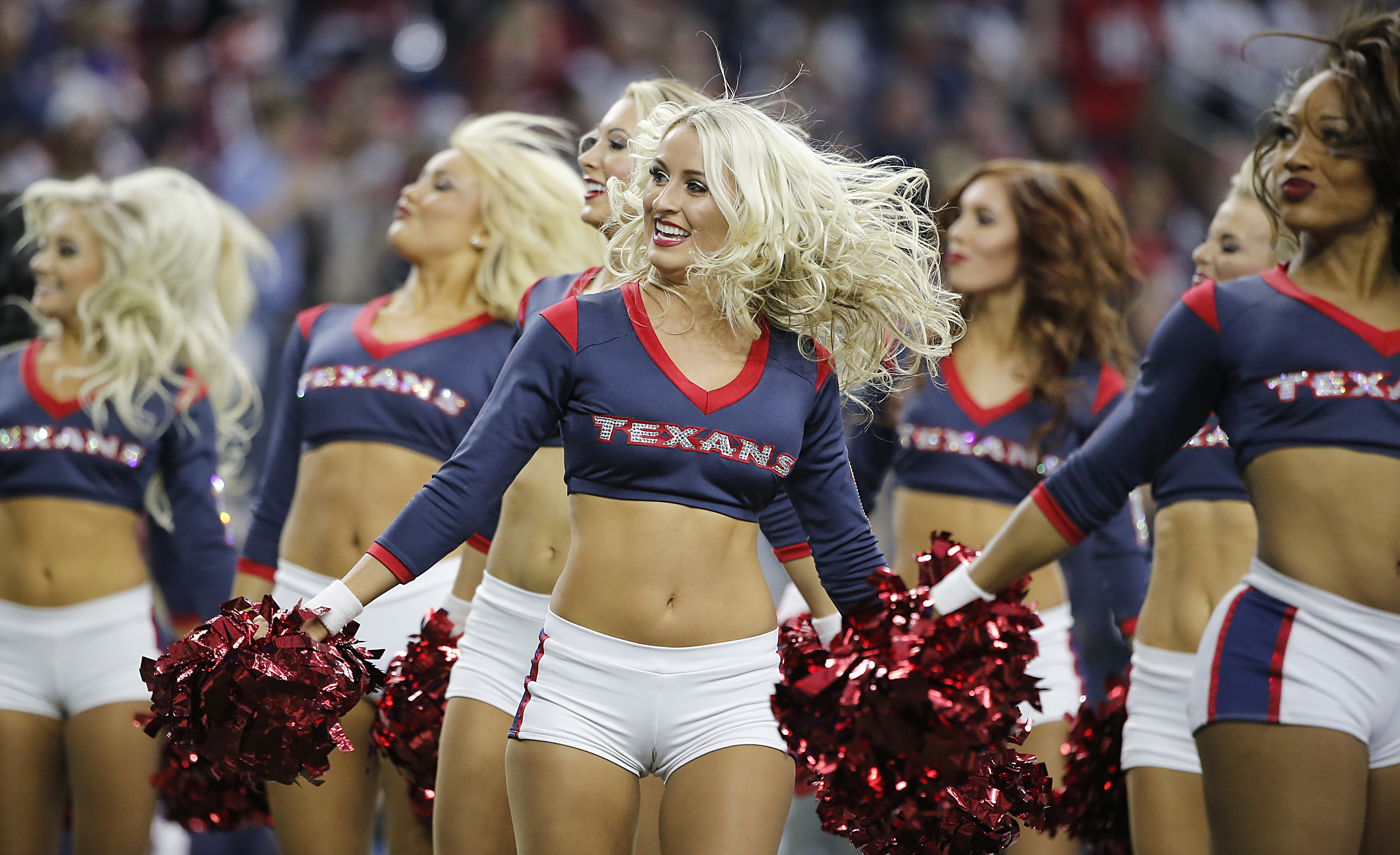 houston-texans-cheeleaders-lawsuit.jpg