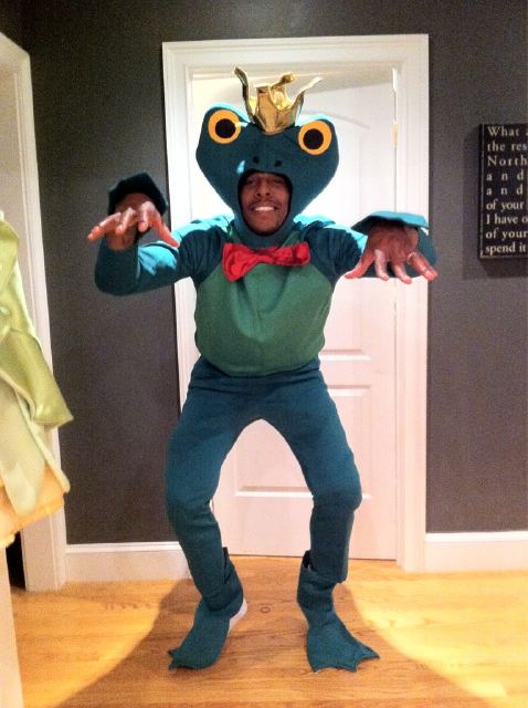 paul-pierce-halloween-frog-2.jpg