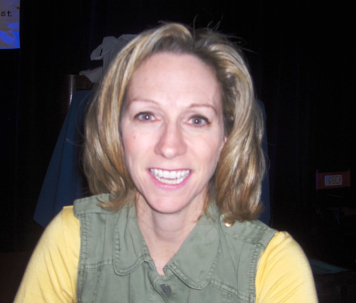 1200px-Beth_Mowins.JPG